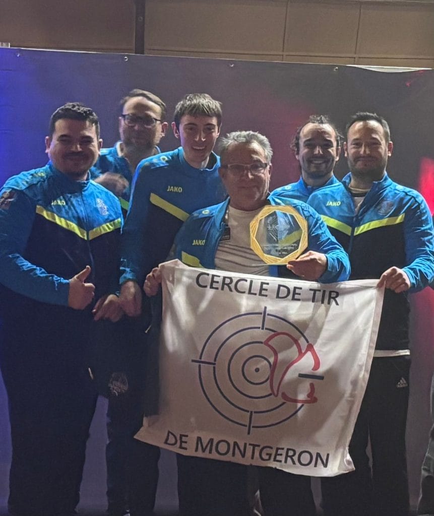 Les Pistoliers Adultes aussi Champions Régionaux des Clubs IDF !!!